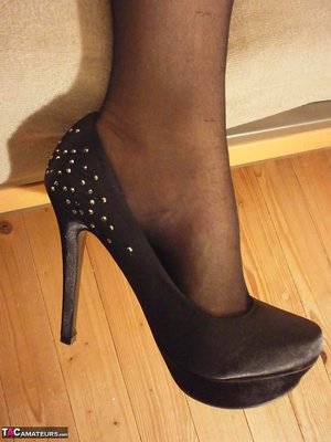 TAC Amateurs invite you to explore xxx pictures featuring Caro xxx gallery 270980